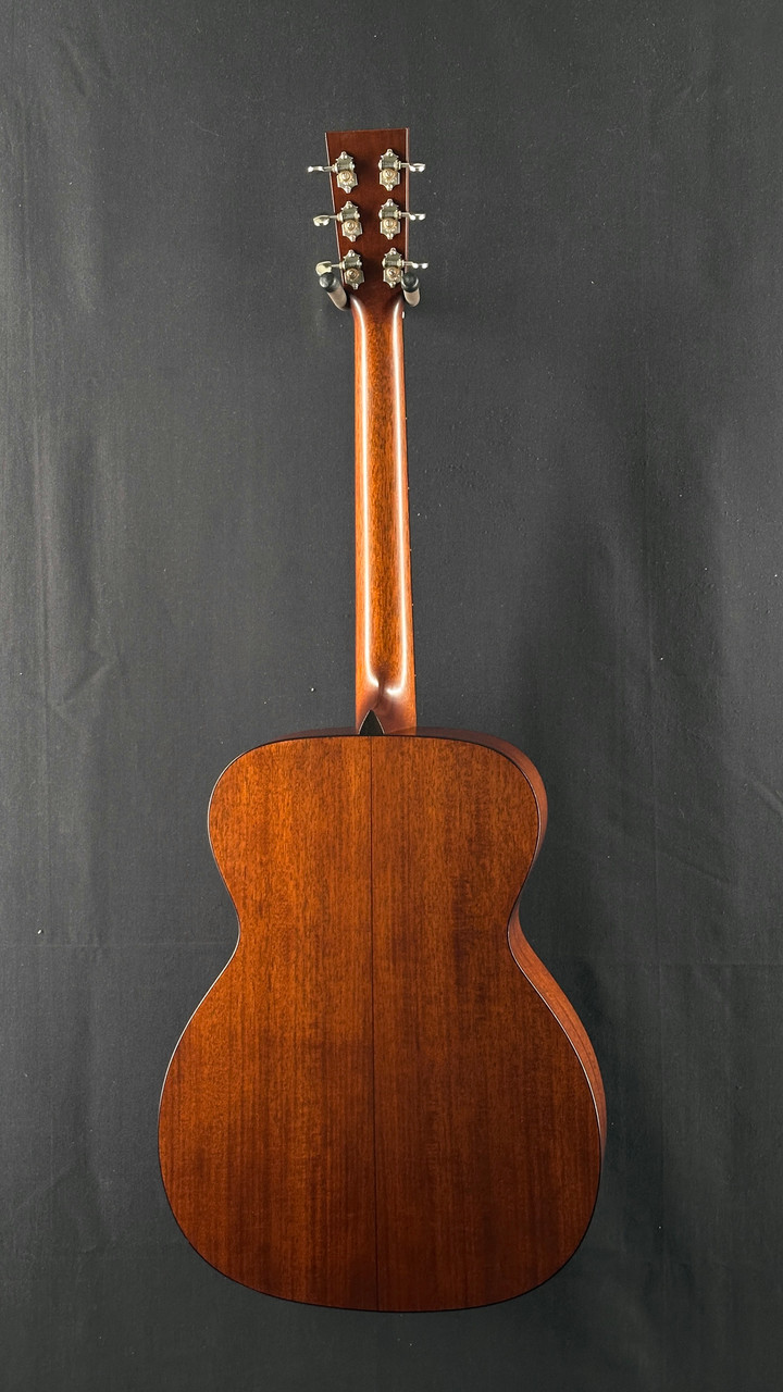 llica Plug Out & Play アコースティックショー Ovation Celebrity Traditional Plus UCS10P