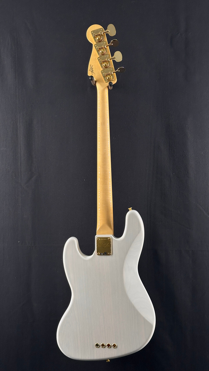 Fender Custom Shop American Custom Jazz Bass® NOS in White Blonde