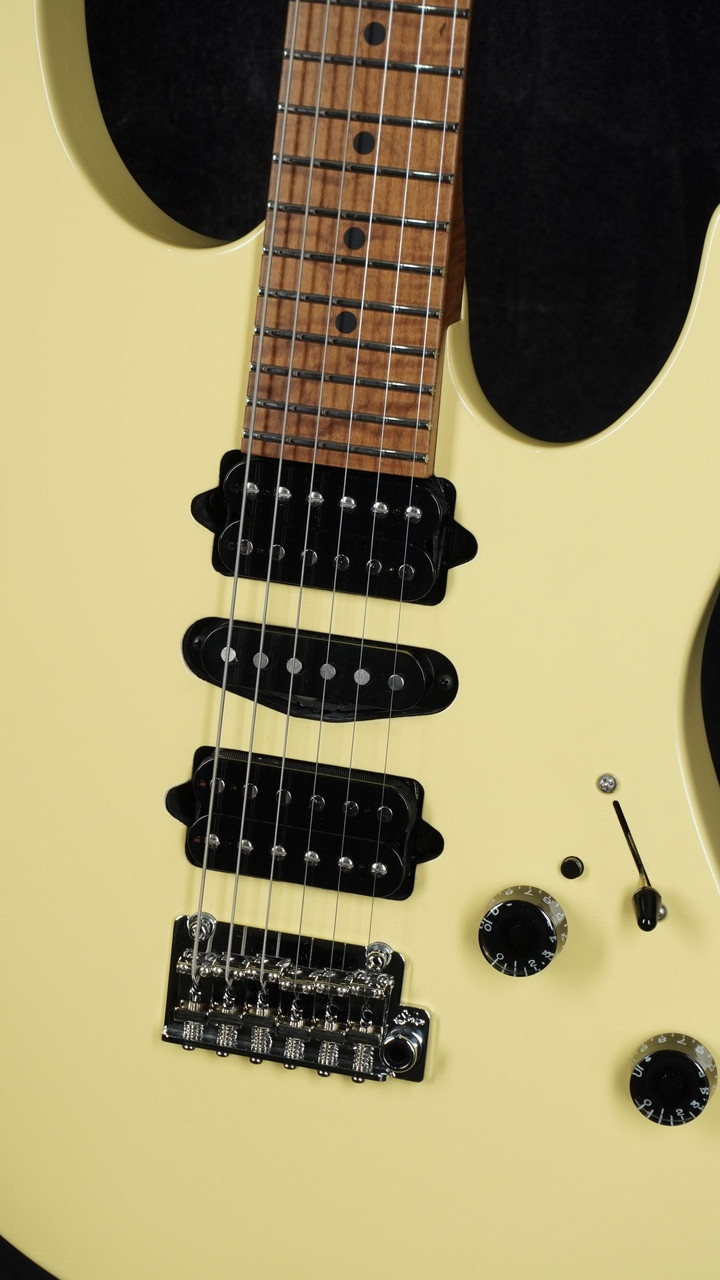 Suhr Modern Antique Limited Edition in Vintage Yellow - Angle