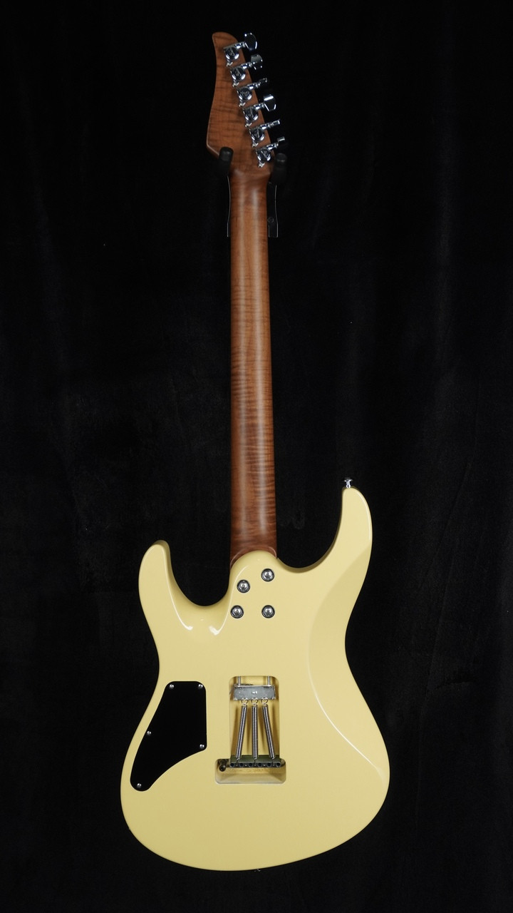 Suhr Modern Antique Limited Edition in Vintage Yellow