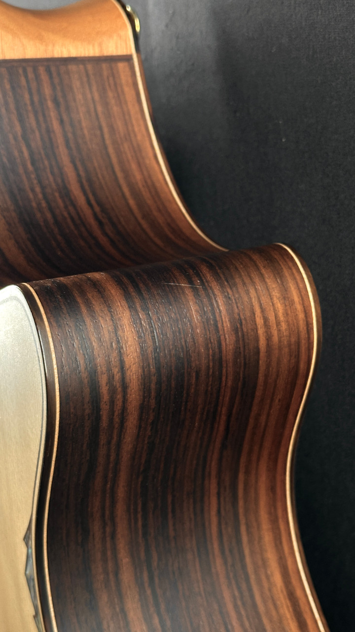 Preowned Cole Clark Angel 3EC with Indian Rosewood Back and Sides and Sitka Spruce Top