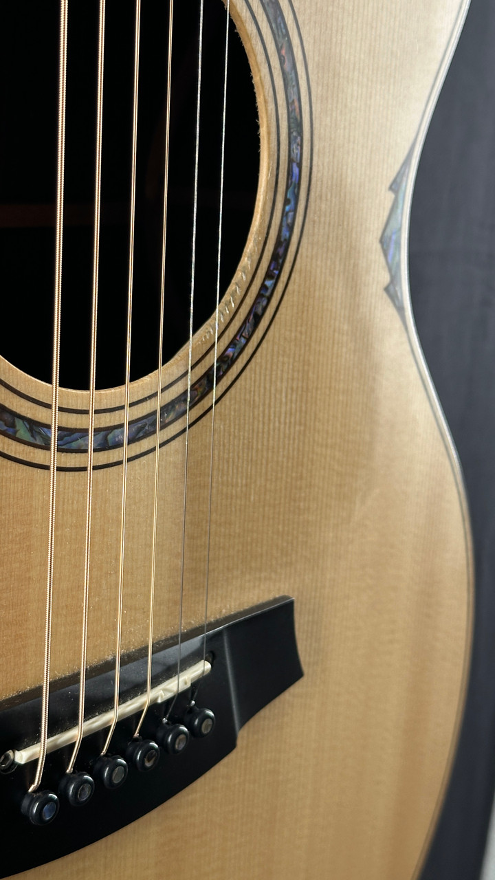 Preowned Cole Clark Angel 3EC with Indian Rosewood Back and Sides and Sitka Spruce Top