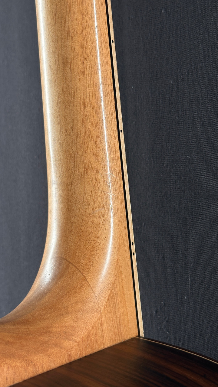 Preowned Cole Clark Angel 3EC with Indian Rosewood Back and Sides and Sitka Spruce Top