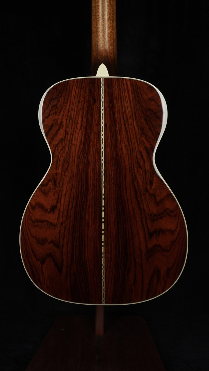 Martin Custom Shop 0-14 Fret Acoustic Guitar - Cocobolo & Adirondack Back Close