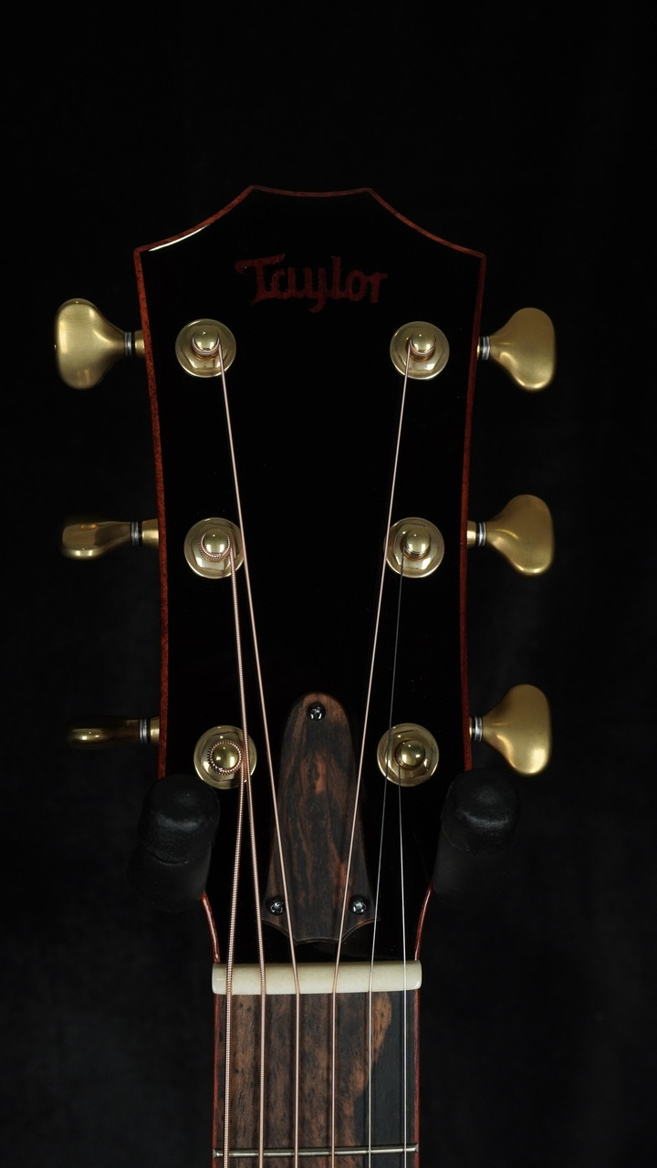 Taylor Custom "B. Taylor" Jumbo in Walnut with Adirondack Spruce Top