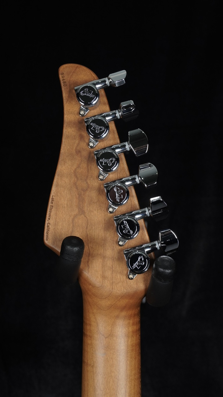 Suhr Modern Antique Limited Edition in Daphne Blue Suhr Modern Antique Limited Edition in Daphne Blue