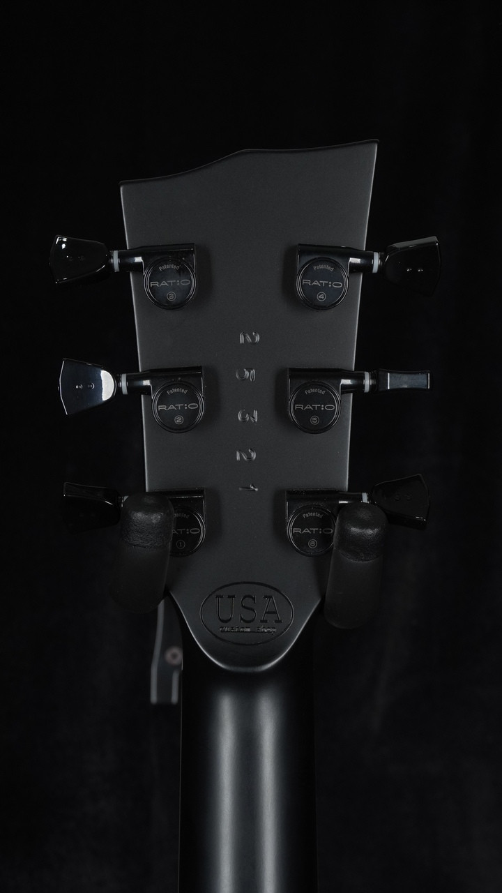 Dunable Yeti Custom Baritone in Satin Black Dunable Yeti Custom Baritone in Satin Black