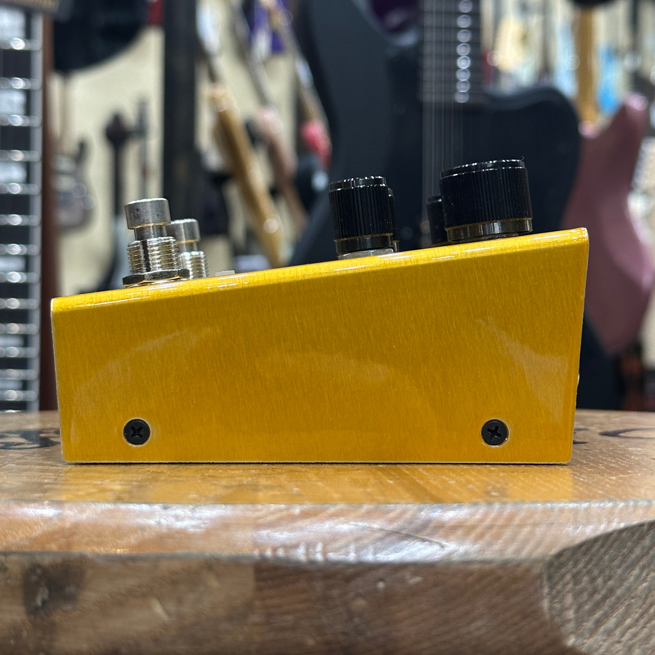 Preowned Meris Enzo Multi-Voice Instrument Synthesizer Pedal