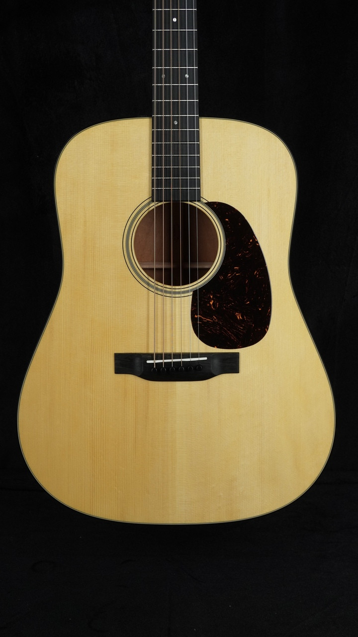 Martin Custom Shop D-18 Limited Edition with Adirondack Spruce Top