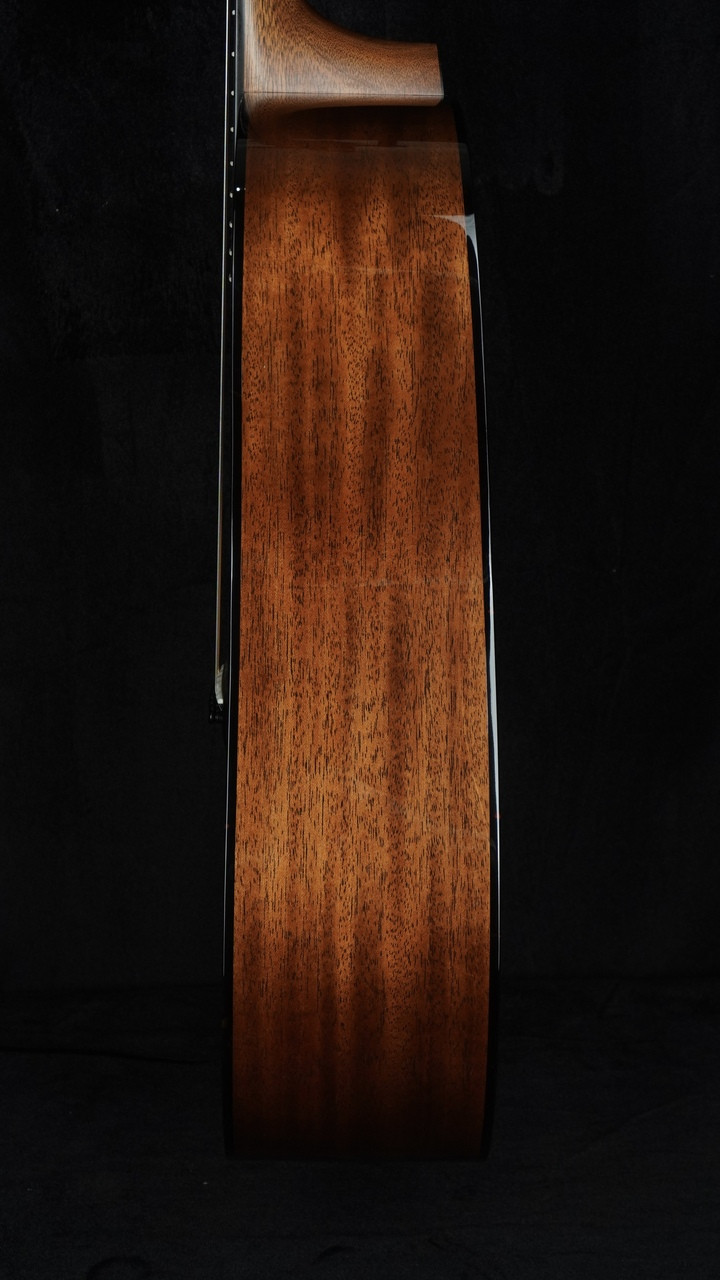 Martin Custom Shop D-18 Limited Edition with Adirondack Spruce Top