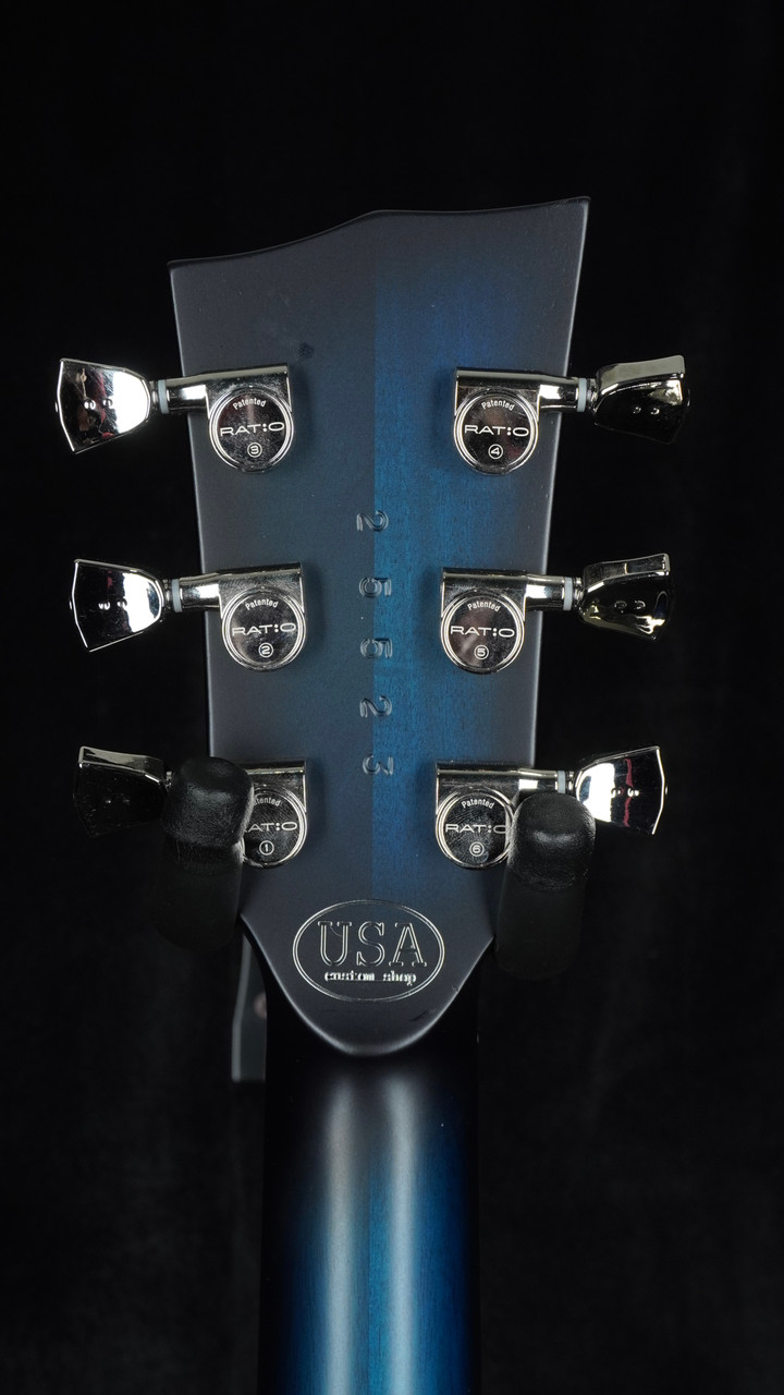 Dunable Yeti Custom in Blue to Black Burst