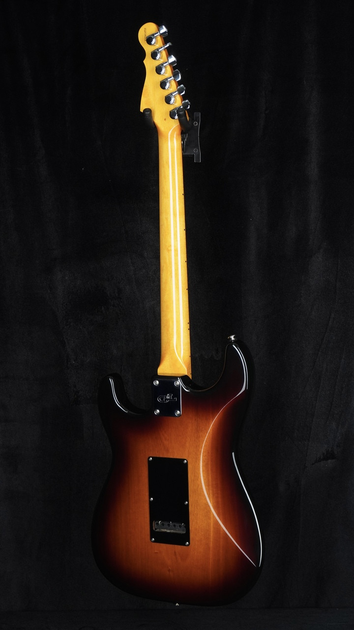 Preowned USA G&L S-500 in Sunburst with Rosewood Fretboard