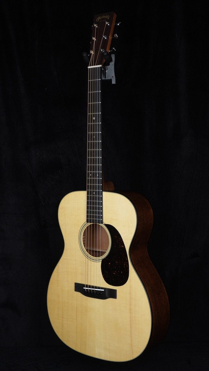 Martin Custom Shop 000-18 Limited Edition with Adirondack Spruce Top