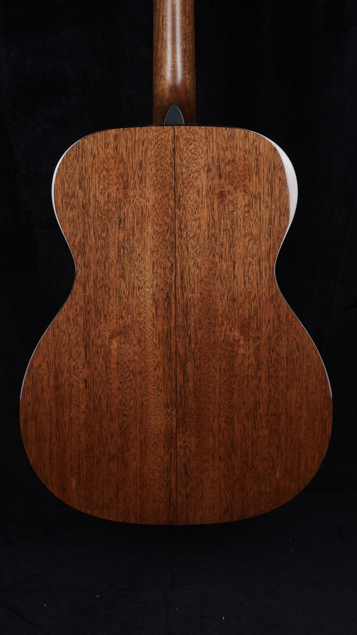 Martin Custom Shop 000-18 Limited Edition with Adirondack Spruce Top