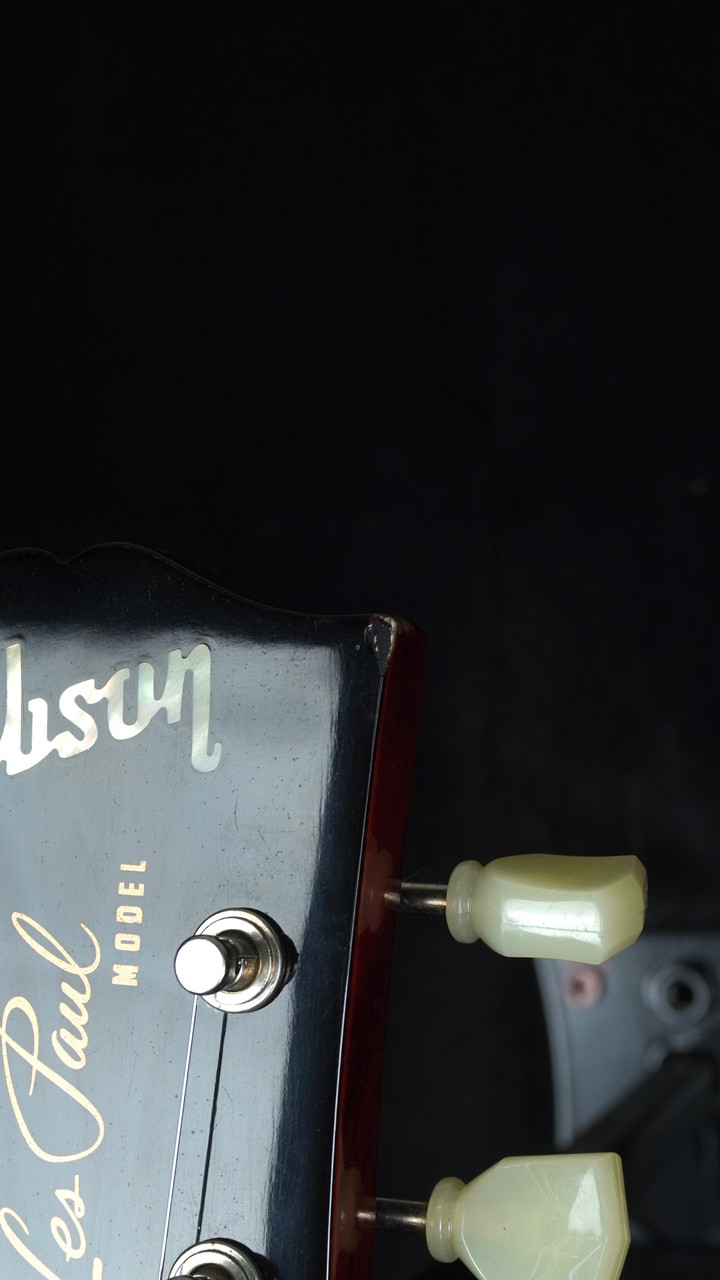 Preowned Gibson Custom 60th Anniversary Les Paul Standard V1 in Royal Tea Burst