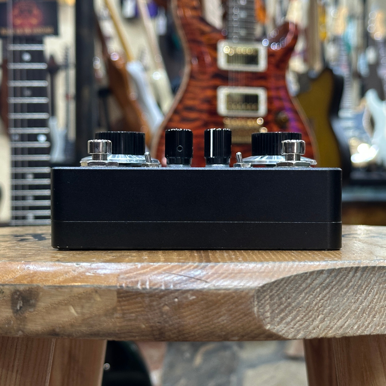 Preowned King Tone Guitar The Duellist V2 with Top Jacks