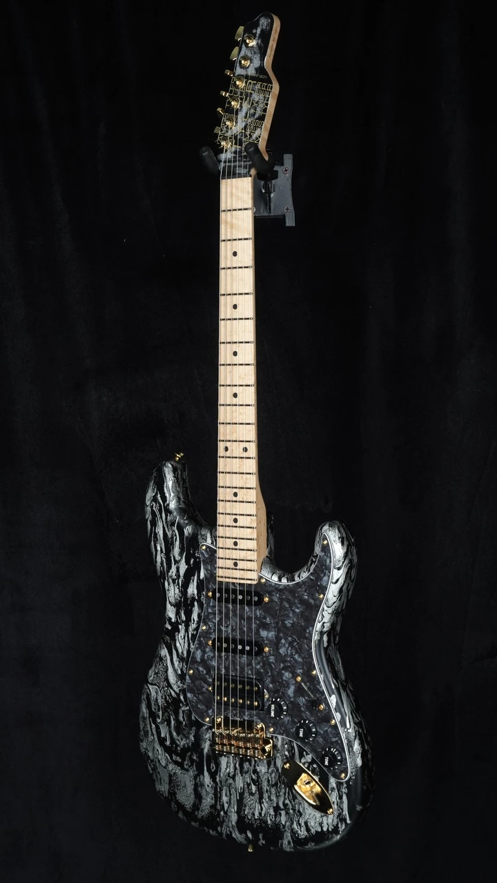 James Tyler Classic in Black Shmear