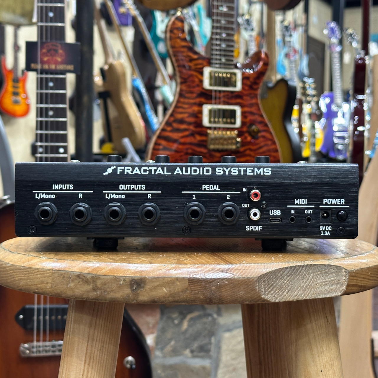 Preowned Fractal VP4 Virtual Pedalboard Processor
