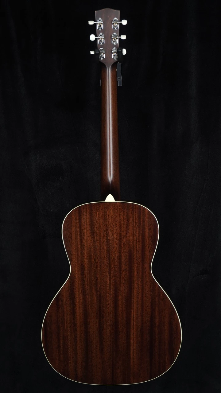 Preowned Bourgeois Touchstone Standard L-DBO 14-Fret