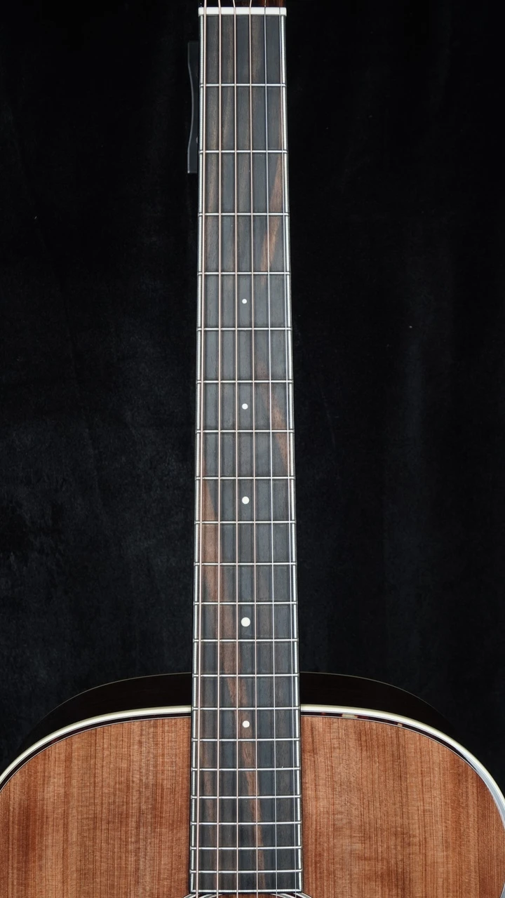 Taylor Custom Catch C12e Deep Body Grand Concert in Stripy Sinker Redwood/Indian Rosewood