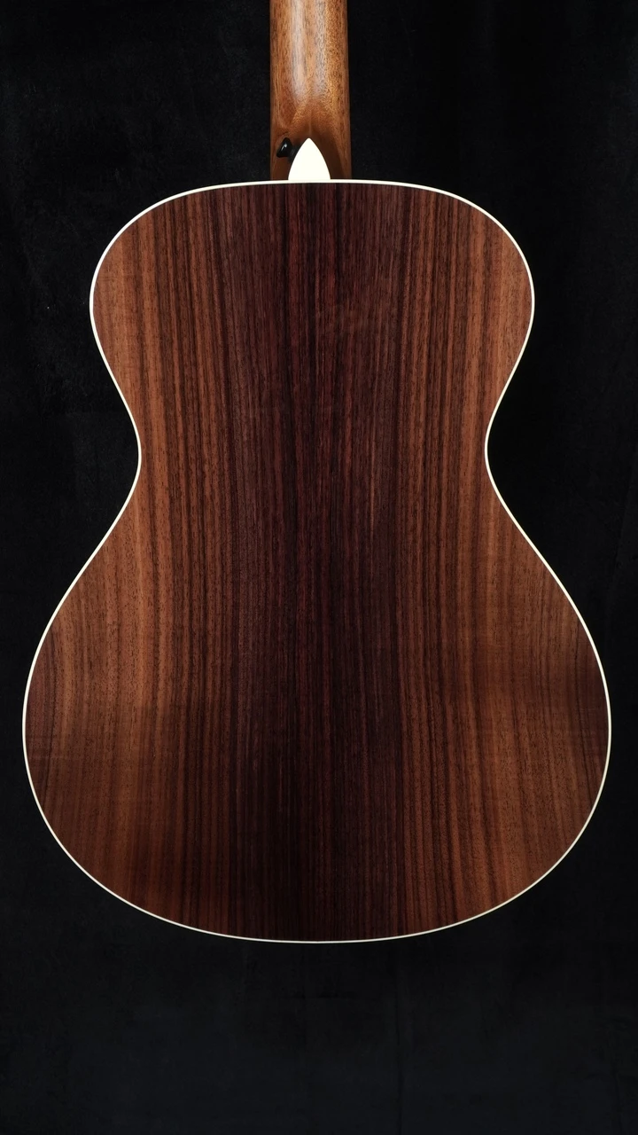 Taylor Custom Catch C12e Deep Body Grand Concert in Stripy Sinker Redwood/Indian Rosewood