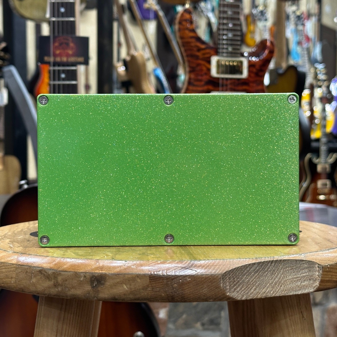 Pre-Owned R Weaver FX Midnight Vibe V2 - Green Sparkle | Guitar