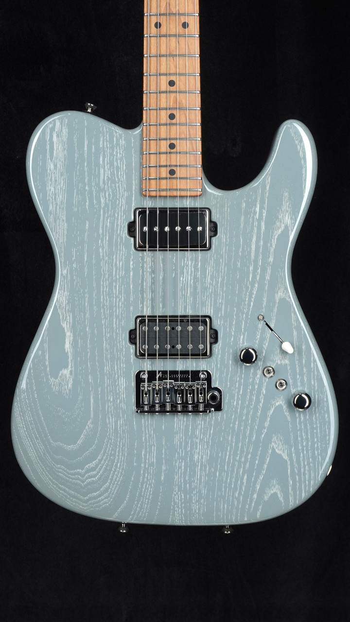 Tom Anderson Pro Am T Contoured in Super Sonic Gray with White Dog Hair Front Close