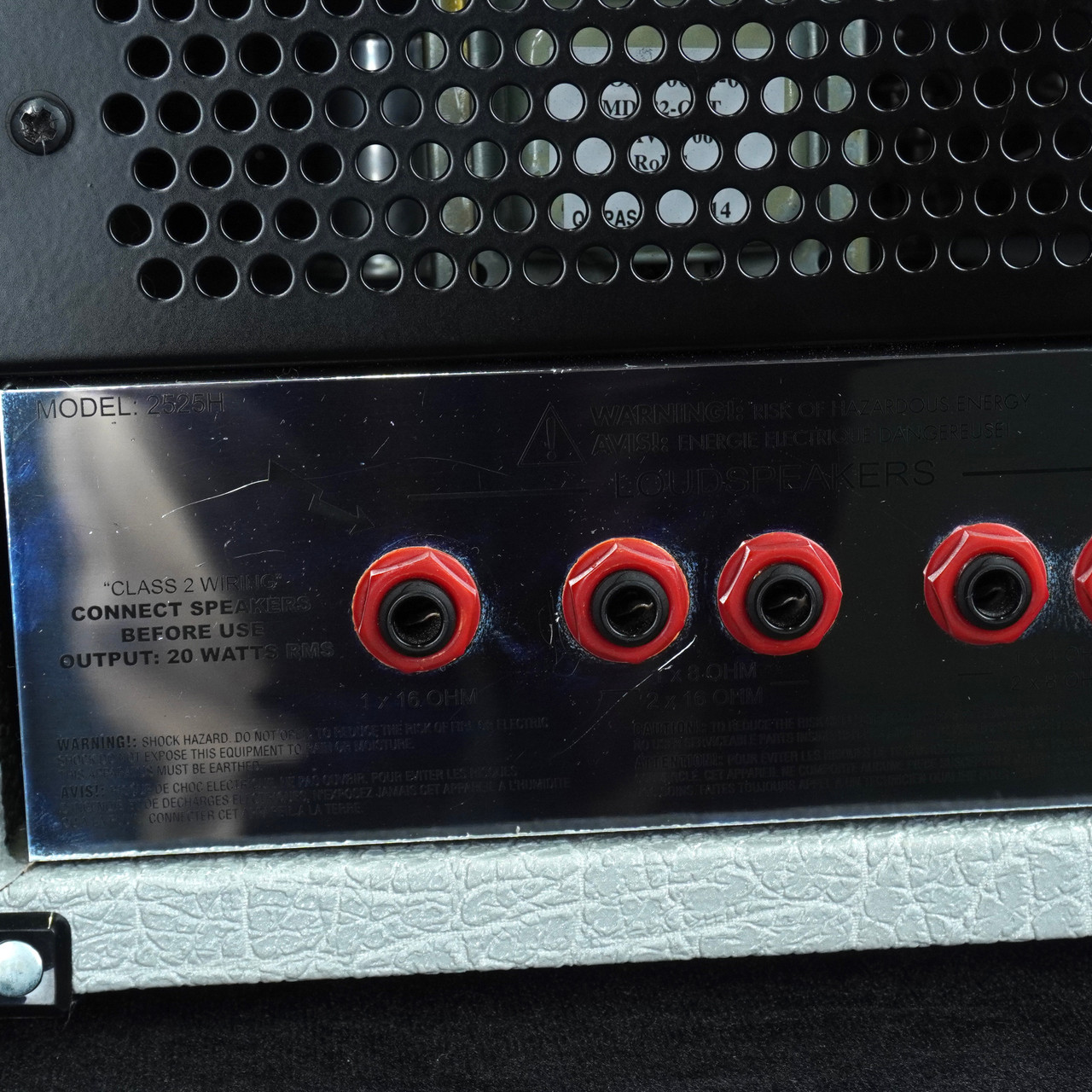 Preowned Marshall 2525H Studio Jubilee 20W Tube Head Scratching near Speaker Out