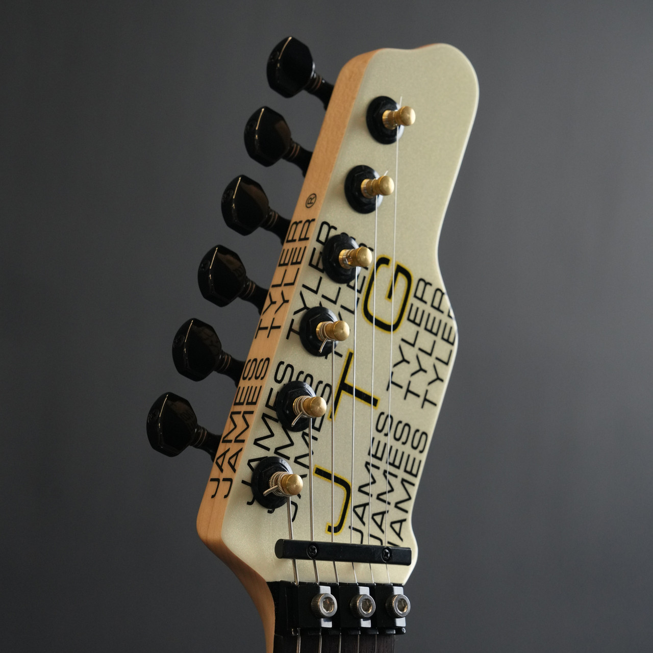 JTG Guitars MK1 FR Floyd Rose - White Pearl Metallic - Headstock Angle