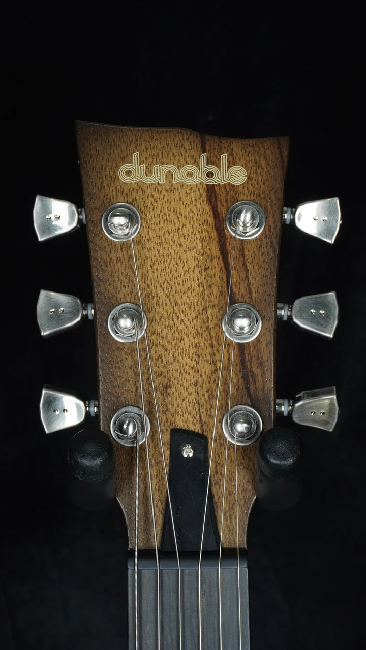 Dunable USA Minotaur - Black Limba - Tobacco Burst - Headstock Front