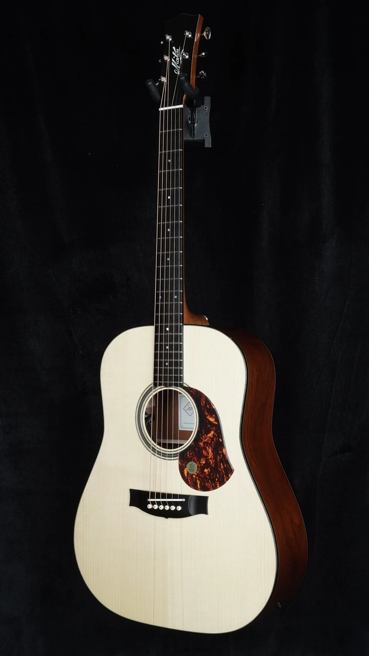 Maton Master Built Dreadnought Quarter Whole