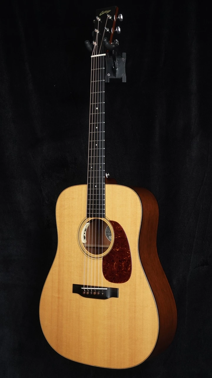 Preowned 2018 Collings D1 T w/ Baggs Anthem - Angle Whole