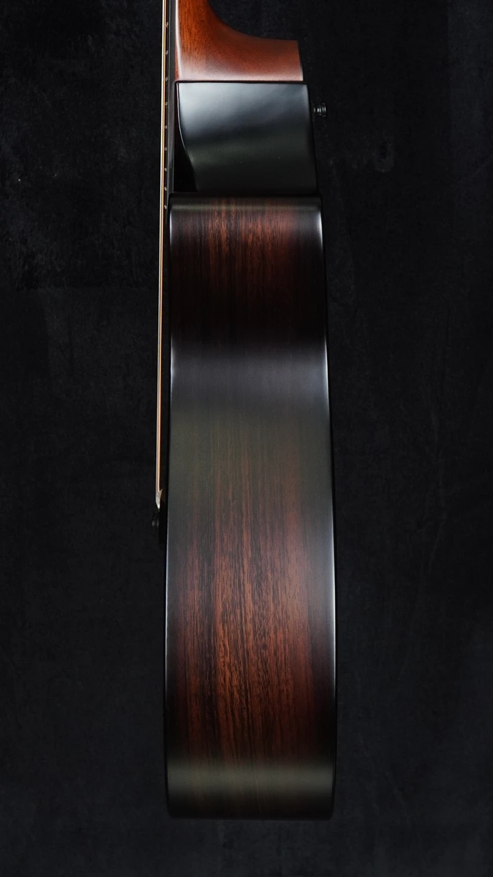 Preowned Taylor Builder's Edition 912ce - Natural - Right