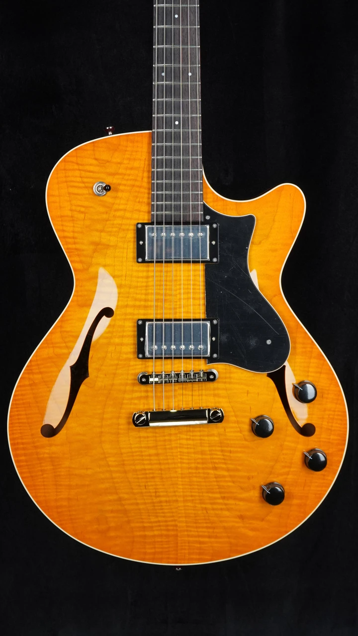 Collings 620 Semi-Hollow Guitar - Amber Sunburst