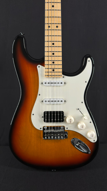 Suhr Classic S Antique in 3-Tone Sunburst with HSS Pickup Configuration and Maple Fretboard