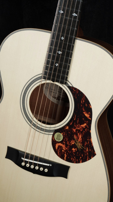Maton EBG808 Artist