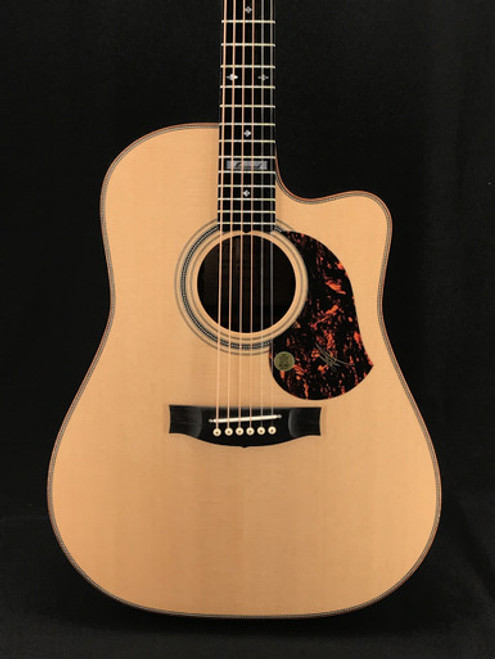 The Guitar Sanctuary | Maton Guitars | EMD6 | Mini Maton