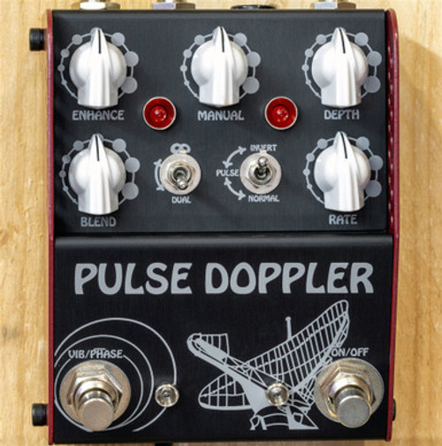Thorpy FX PULSE DOPPLER Analog Phaser-Vibrato-Trem Thorpy FX PULSE DOPPLER Analog Phaser-Vibrato-Trem