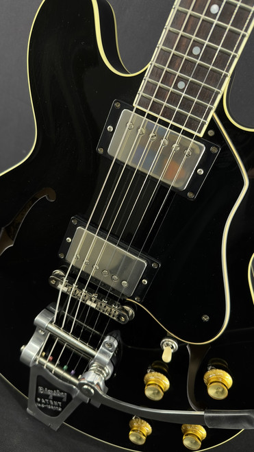 Collings I-35 LC Vintage in Jet Black with Bigsby Tremolo