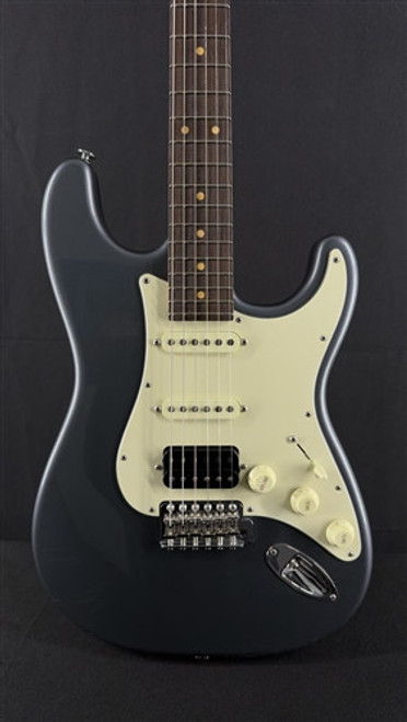 Suhr Classic S Vintage LE in Charcoal Frost Suhr Classic S Vintage LE in Charcoal Frost