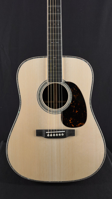 Martin Custom Shop Wildgrain Rosewood Dreadnought