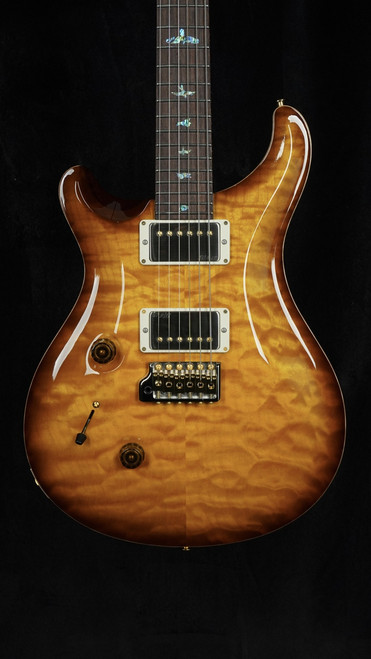 PRS Wood Library Left-Handed Custom 24 in McCarty Tobacco Sunburst with Quilt Top and Maple Neck PRS Wood Library Left-Handed Custom 24 in McCarty Tobacco Sunburst with Quilt Top and Maple Neck