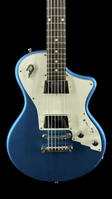 Duesenberg Julietta Solid Body - Catalina Blue - Close