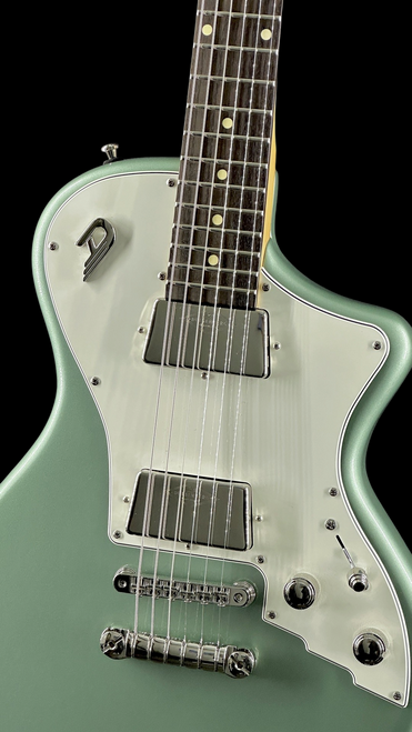 Duesenberg Julietta Solid Body - Harbor Green -Angle
