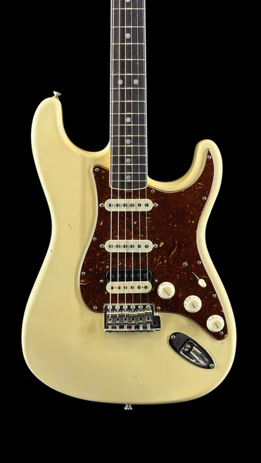 Fender Custom Shop LTD Edition '67 HSS Journeyman Relic Strat in Aged Vintage White
