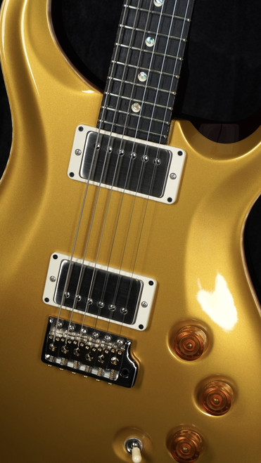 SIGNED PRS DGT Goldtop with Moon Inlays