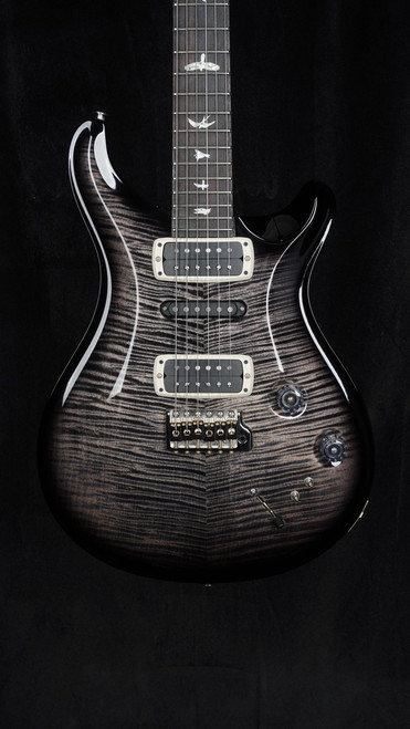 PRS Modern Eagle V in Charcoal Wraparound Smokeburst PRS Modern Eagle V in Charcoal Wraparound Smokeburst