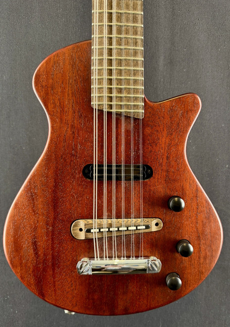Preowned Veillette 12 String Short Scale Electric in Natural