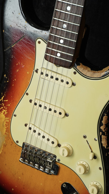 Vintage Fender 1964 Stratocaster in Sunburst