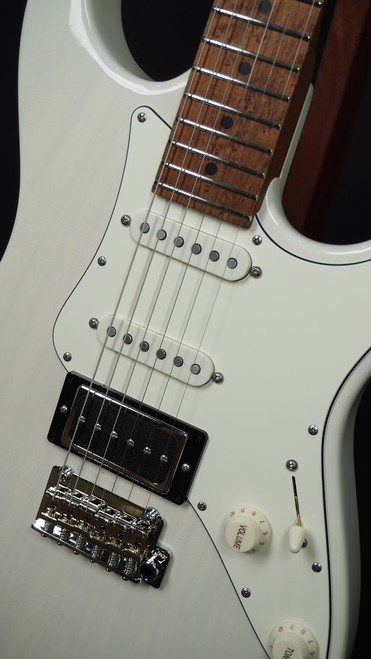 Suhr Pete Thorn Signature Series Traditional 90 in Transparent White